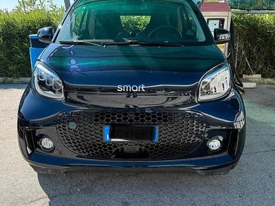 Usata Smart ForTwo Coupé 22 kW (30 CV) 2021 Blu Utilitaria