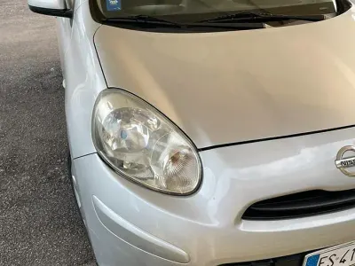 Usata Nissan Micra 88 CV (64 kW) 2013 Grigio Utilitaria
