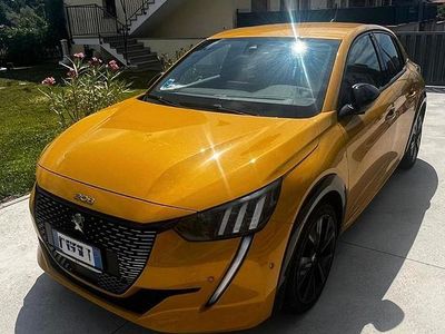 Usata Peugeot 208 GT-line 102 CV (75 kW) 2021 Giallo Utilitaria