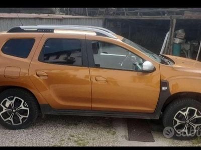 Usata Dacia Duster Prestige 114 CV (83 kW) 2019 Arancione SUV