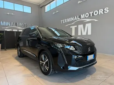 Usata Peugeot 5008 Allure 131 CV (96 kW) 2024 Nero SUV