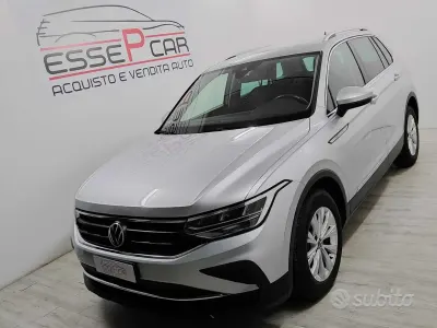 Gebraucht VW Tiguan Life 131 PS (96 kW) 2021 Grau SUV
