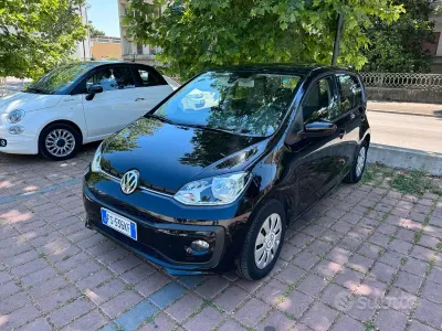Usata VW up! 60 CV (44 kW) 2018 Nero Utilitaria