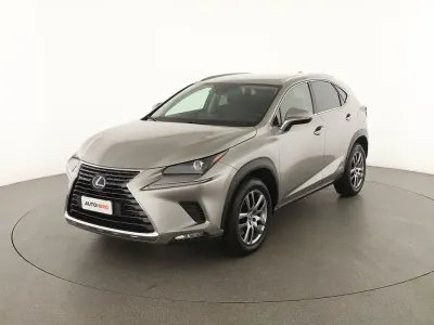 Usata Lexus NX300h E-FOUR 197 CV (144 kW) 2020 Grigio SUV