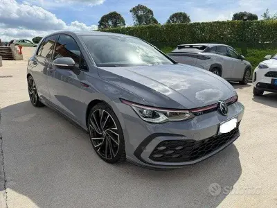 Usata VW Golf VIII GTI 245 CV (180 kW) 2021 Grigio Berlina