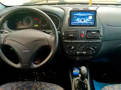 Usata Fiat Brava 103 CV (75 kW) 2000 Blu Utilitaria