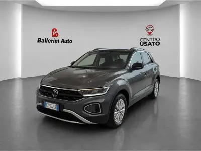 Usata VW T-Roc Life 116 CV (85 kW) 2025 SUV