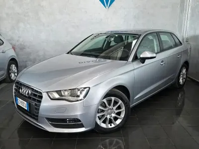 Usata Audi A3 Attraction 125 CV (91 kW) 2015 Grigio Berlina