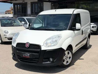 Usata Fiat Doblò 104 CV (76 kW) 2011 Bianco Monovolume