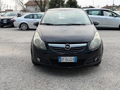 Usata Opel Corsa Enjoy 90 CV (66 kW) 2008 Nero Utilitaria