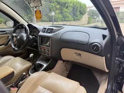 Usata Alfa Romeo 147 Distinctive 120 CV (88 kW) 2007 Utilitaria