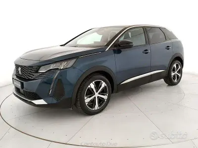 Usata Peugeot 3008 Allure 131 CV (96 kW) 2022 Blu SUV