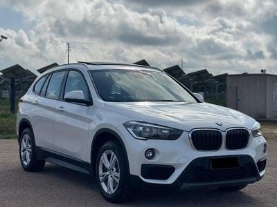 Usata BMW X1 Efficient Dynamics 190 CV (139 kW) 2016 Bianco SUV