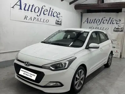 Usata Hyundai i20 Classic 75 CV (55 kW) 2016 Bianco Berlina
