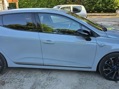 Usata Renault Clio V Esprit Alpine 145 CV (106 kW) 2024 Berlina