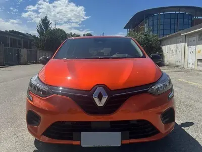 Usata Renault Clio V 101 CV (74 kW) 2023 Berlina