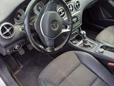 Mercedes 200