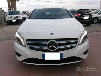 Usata Mercedes A180 Premium 109 CV (80 kW) 2015 Bianco Berlina