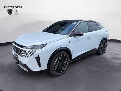 Usata Peugeot e-3008 GT 156 kW (213 CV) 2024 Bianco SUV
