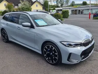 Usata BMW 330 M Sport 286 CV (210 kW) 2025 Grigio Station wagon