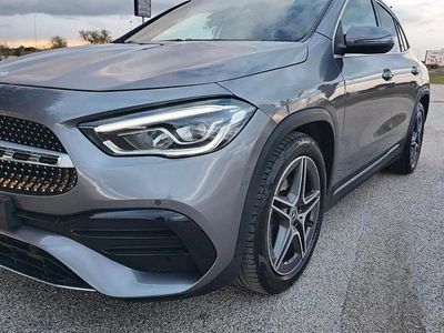 Usata Mercedes GLA200 150 CV (110 kW) 2020 Grigio SUV