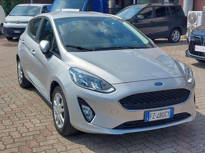 Usata Ford Fiesta 75 CV (55 kW) 2019 Moondust siler Utilitaria