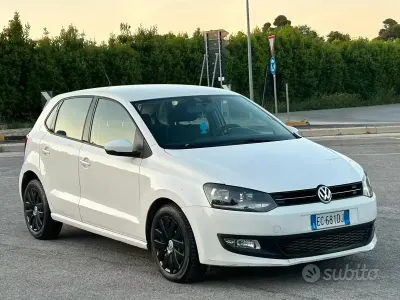 Usata VW Polo 75 CV (55 kW) 2010 Bianco Utilitaria