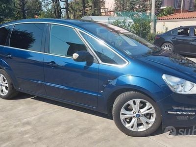 Usata Ford S-MAX Titanium 163 CV (119 kW) 2011 Blu Monovolume