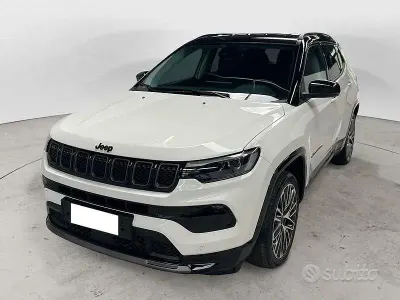 Usata Jeep Compass Summit 131 CV (96 kW) 2025 Bianco SUV