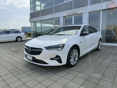 Usata Opel Insignia Elegance 174 CV (127 kW) 2021 Bianco Berlina