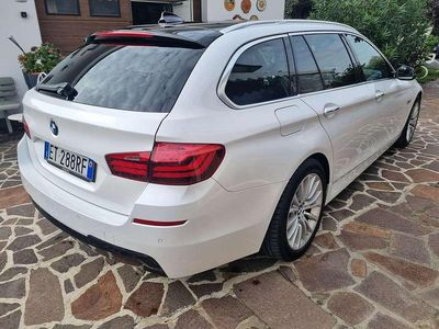 Usata BMW 520 Luxury Line 184 CV (135 kW) 2013 Bianco Station wagon