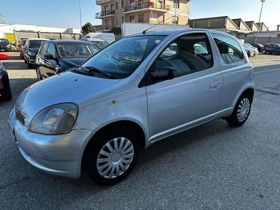 usata Toyota Yaris 1.0i 16V cat 3 porte Sol '03