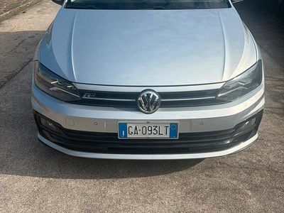 Usata VW Polo R-line 71 CV (52 kW) 2020 Grigio Utilitaria