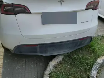 Usata Tesla Model Y Long Range AWD 152 kW (208 CV) 2022 Bianco SUV