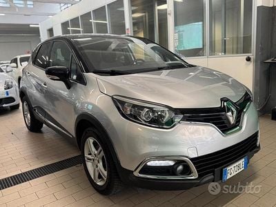 Usata Renault Captur Intens 120 CV (88 kW) 2016 Grigio SUV