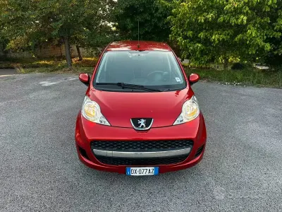 Usata Peugeot 107 68 CV (50 kW) 2009 Arancione Utilitaria
