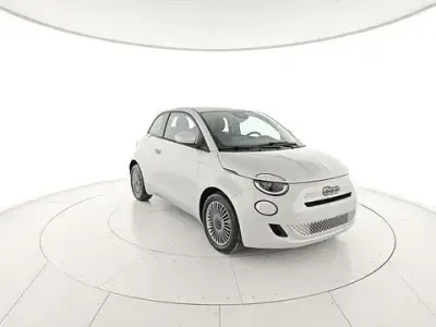 Nuova Fiat 500 65 CV (47 kW) 2026 Grigio Berlina