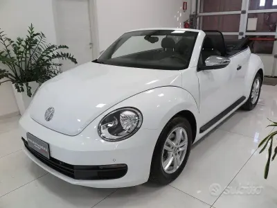 Usata VW Beetle 105 CV (77 kW) 2016 Bianco Utilitaria