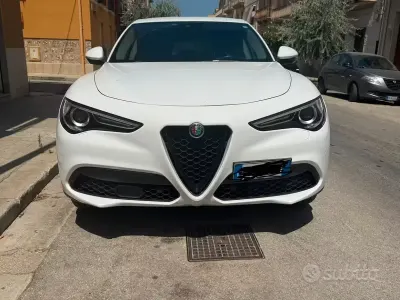 Usata Alfa Romeo Stelvio 190 CV (139 kW) 2021 Bianco SUV