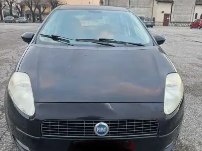 Usata Fiat Grande Punto Dynamic 77 CV (56 kW) 2006 Utilitaria