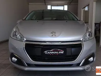 Usata Peugeot 208 Allure 82 CV (60 kW) 2017 Utilitaria