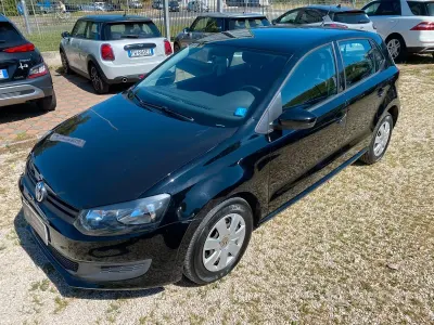 Usata VW Polo Trendline 75 CV (55 kW) 2014 Nero Berlina