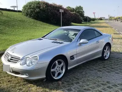 Usata Mercedes SL350 245 CV (180 kW) 2025 Grigio Cabrio