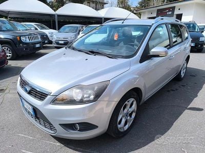 Usata Ford Focus 110 CV (80 kW) 2011 Grigio Station wagon