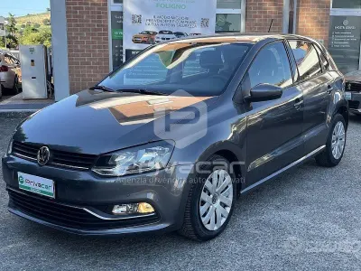 Usata VW Polo Comfortline 75 CV (55 kW) 2017 Grigio Utilitaria