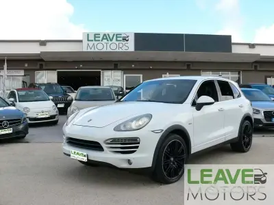 Usata Porsche Cayenne 245 CV (180 kW) 2012 Bianco SUV