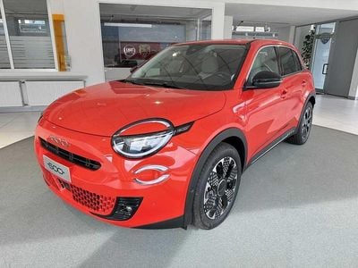 Usata Fiat 600E La Prima 114 kW (156 CV) 2024 Arancione SUV