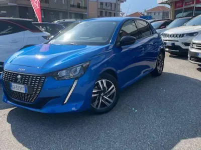 Usata Peugeot 208 GT 101 CV (74 kW) 2023 Blu Utilitaria