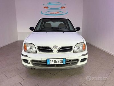 Usata Nissan Micra 60 CV (44 kW) 2002 Bianco Utilitaria