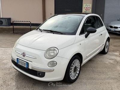 Usata Fiat 500 Lounge 69 CV (50 kW) 2011 Bianco Utilitaria